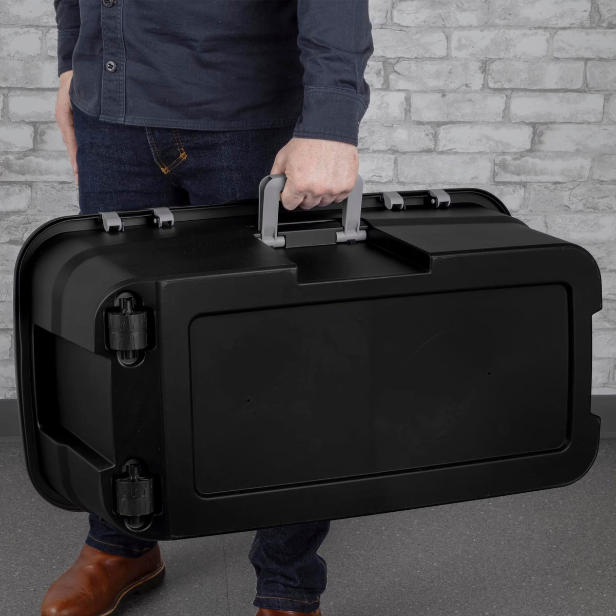 Black 22 Gal Wheeled Polypropylene Storage Trunk F2219
